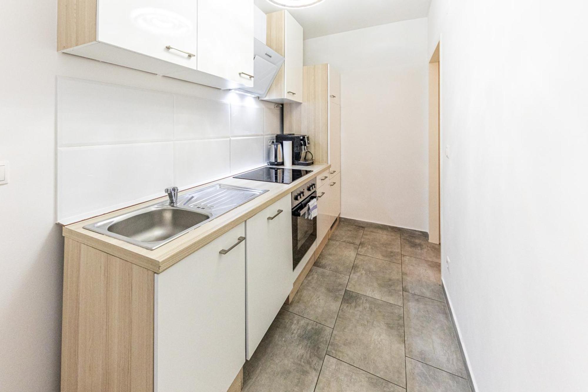 Central & Affordable By Jr City Apartments Wien Exteriör bild