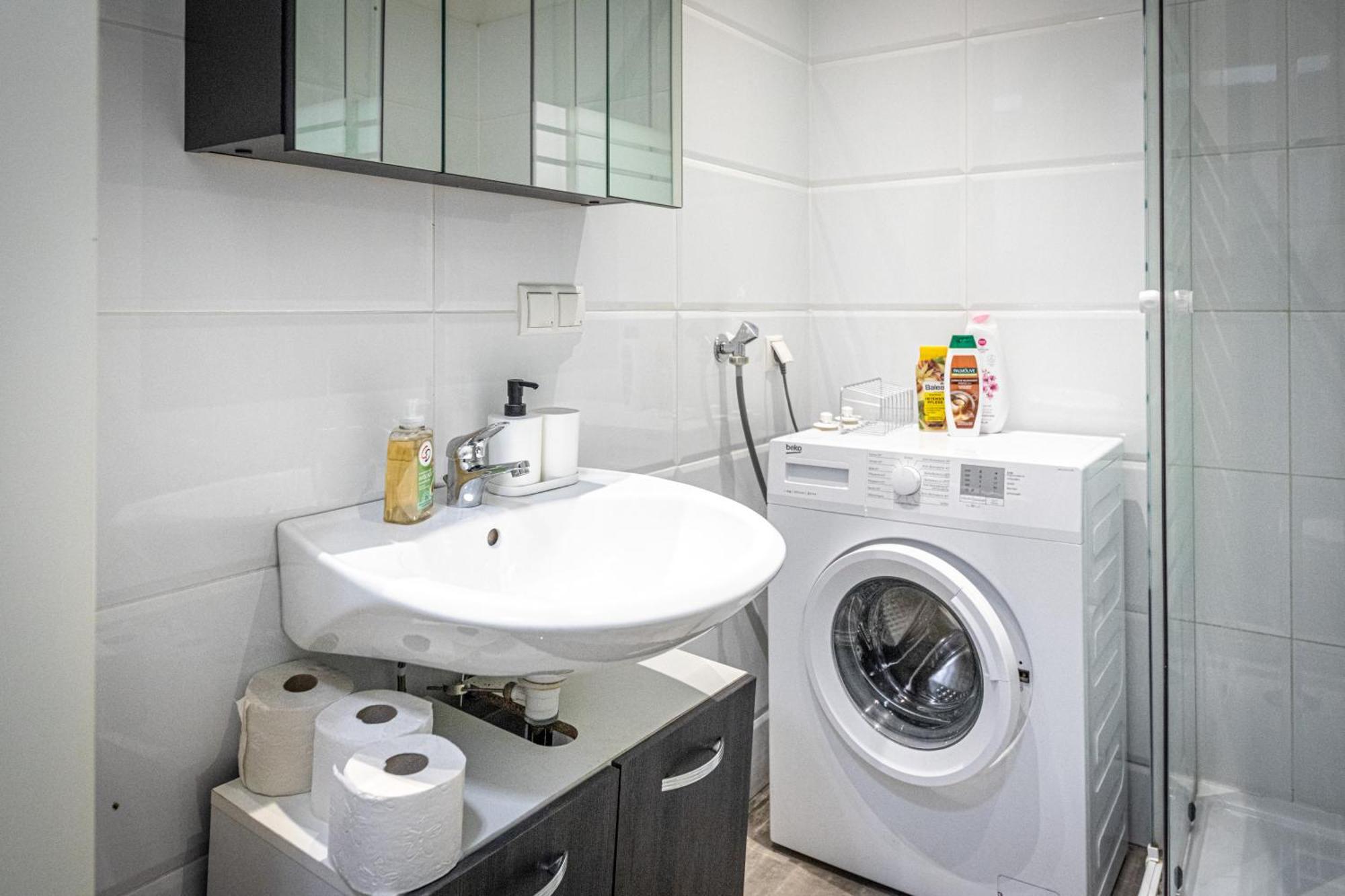 Central & Affordable By Jr City Apartments Wien Rum bild