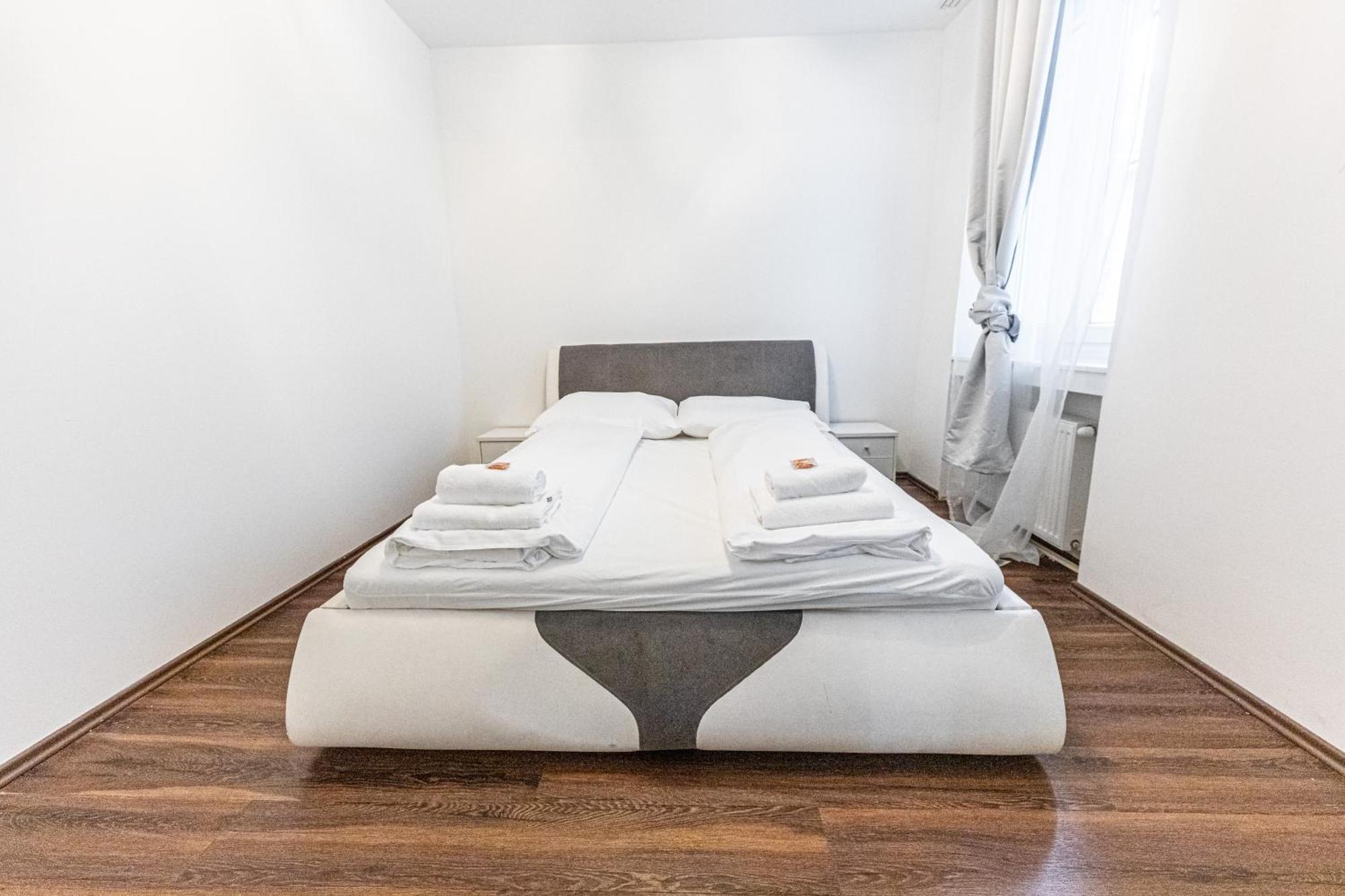Central & Affordable By Jr City Apartments Wien Rum bild